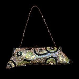 Y2K
SEQUINS New York & Co.
Green Small Clutch Handbag w/ Chain Strap